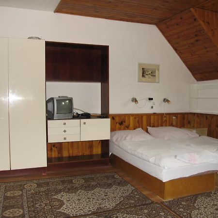 Ubytovanie 184, Bed And Braekfast 184 Stara Lesna Exterior photo