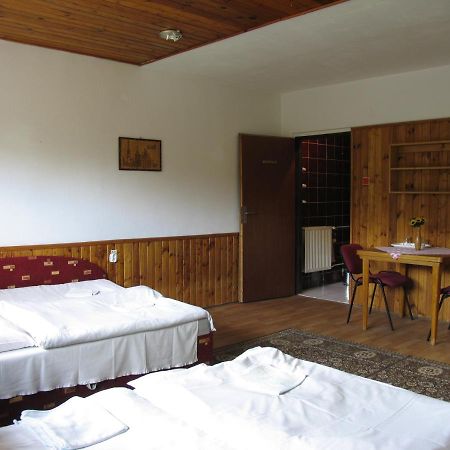 Ubytovanie 184, Bed And Braekfast 184 Stara Lesna Exterior photo
