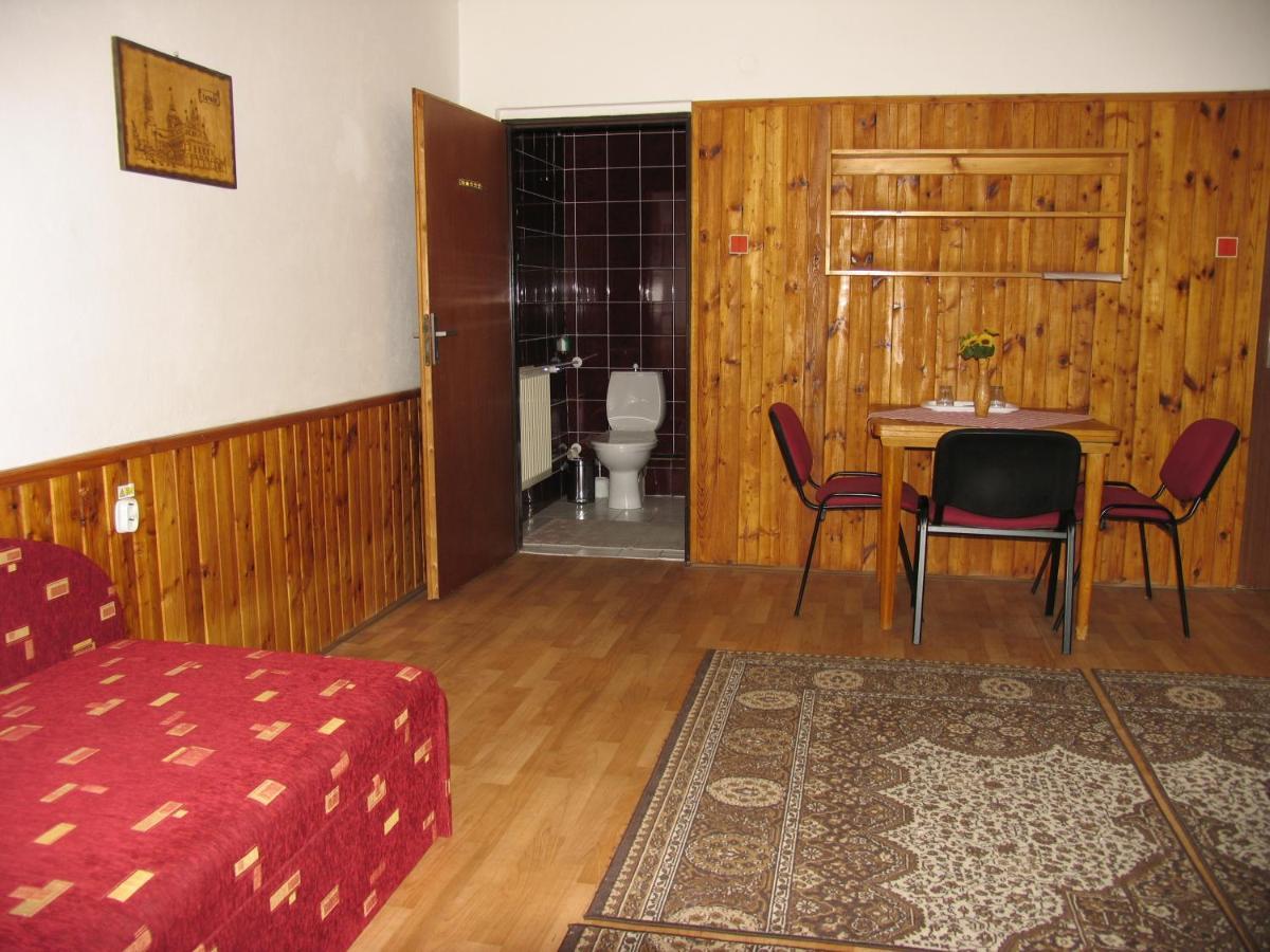 Ubytovanie 184, Bed And Braekfast 184 Stara Lesna Exterior photo
